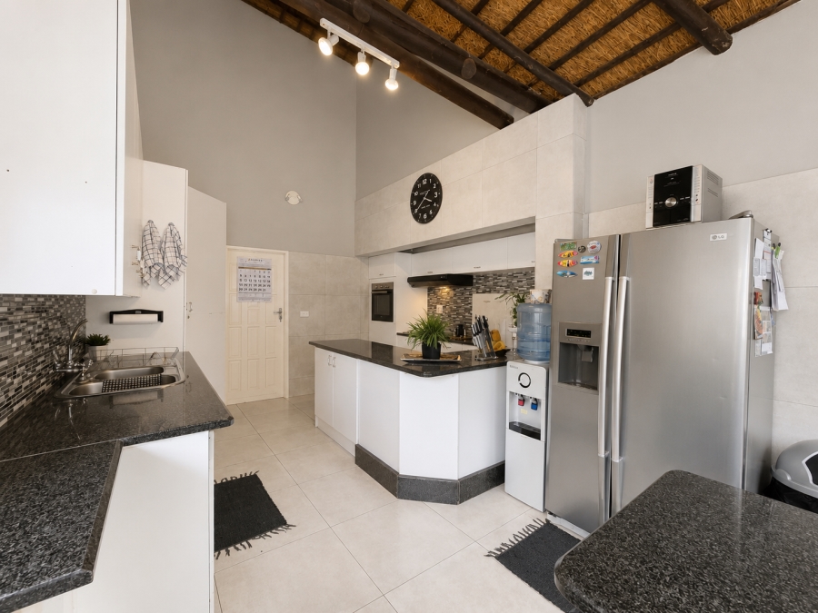4 Bedroom Property for Sale in Schoemansville North West
